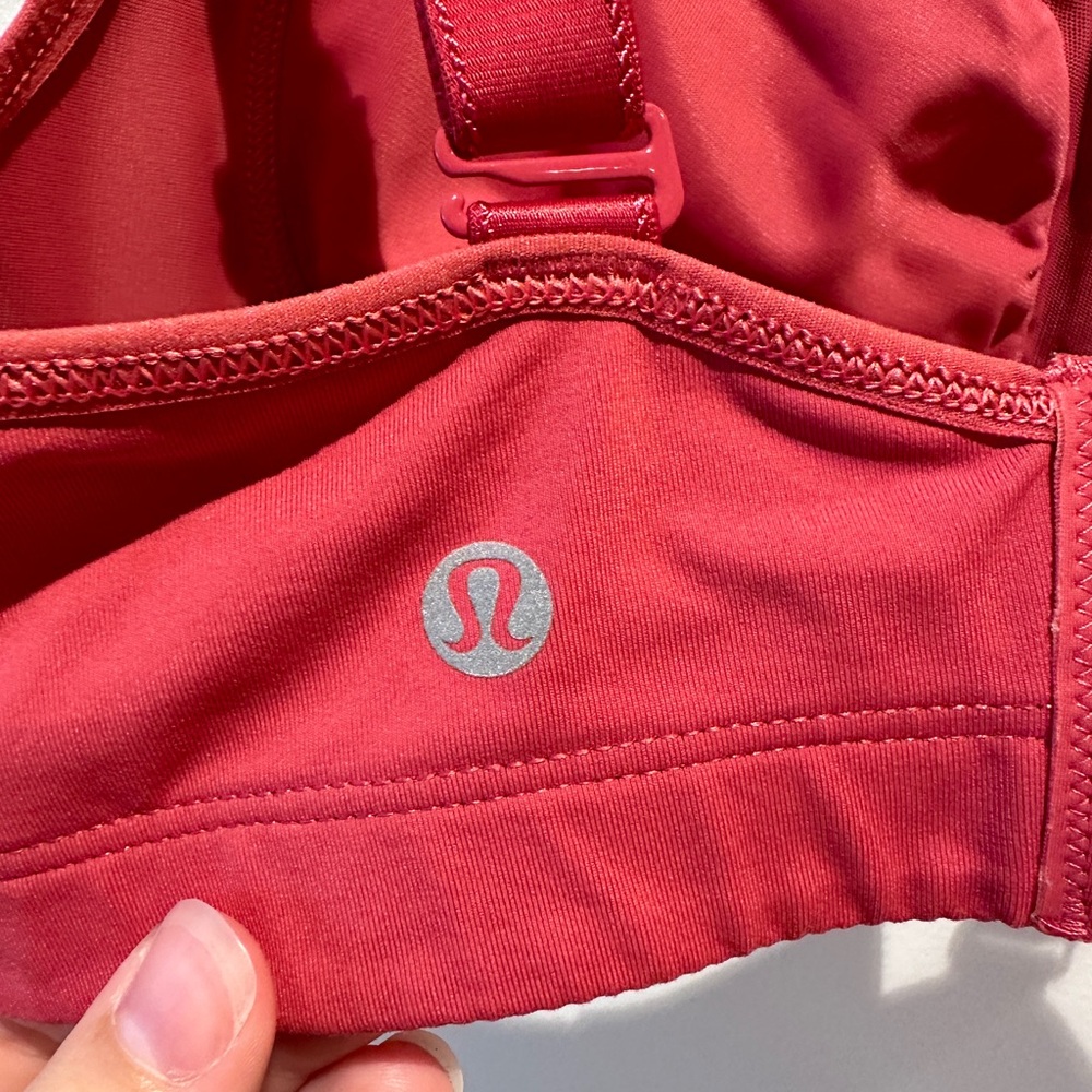 Lululemon Ta-Ta Tamer Bra size 34C - Picture 6 of 6